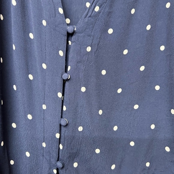 Rails Sloane Dot Print Tie Front Blouse - Picture 5 of 8